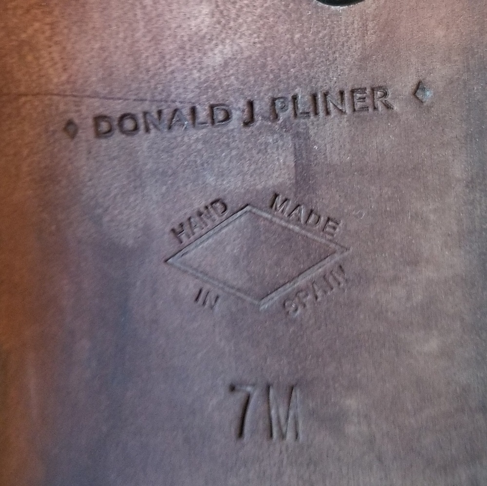 Donald J Pliner Loafers - Picture 7 of 7